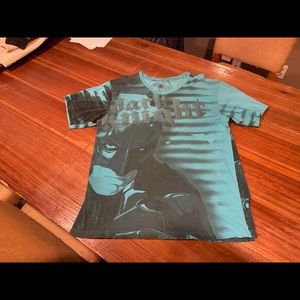 Dark Knight Batman VNeck Distressed TShirt XL